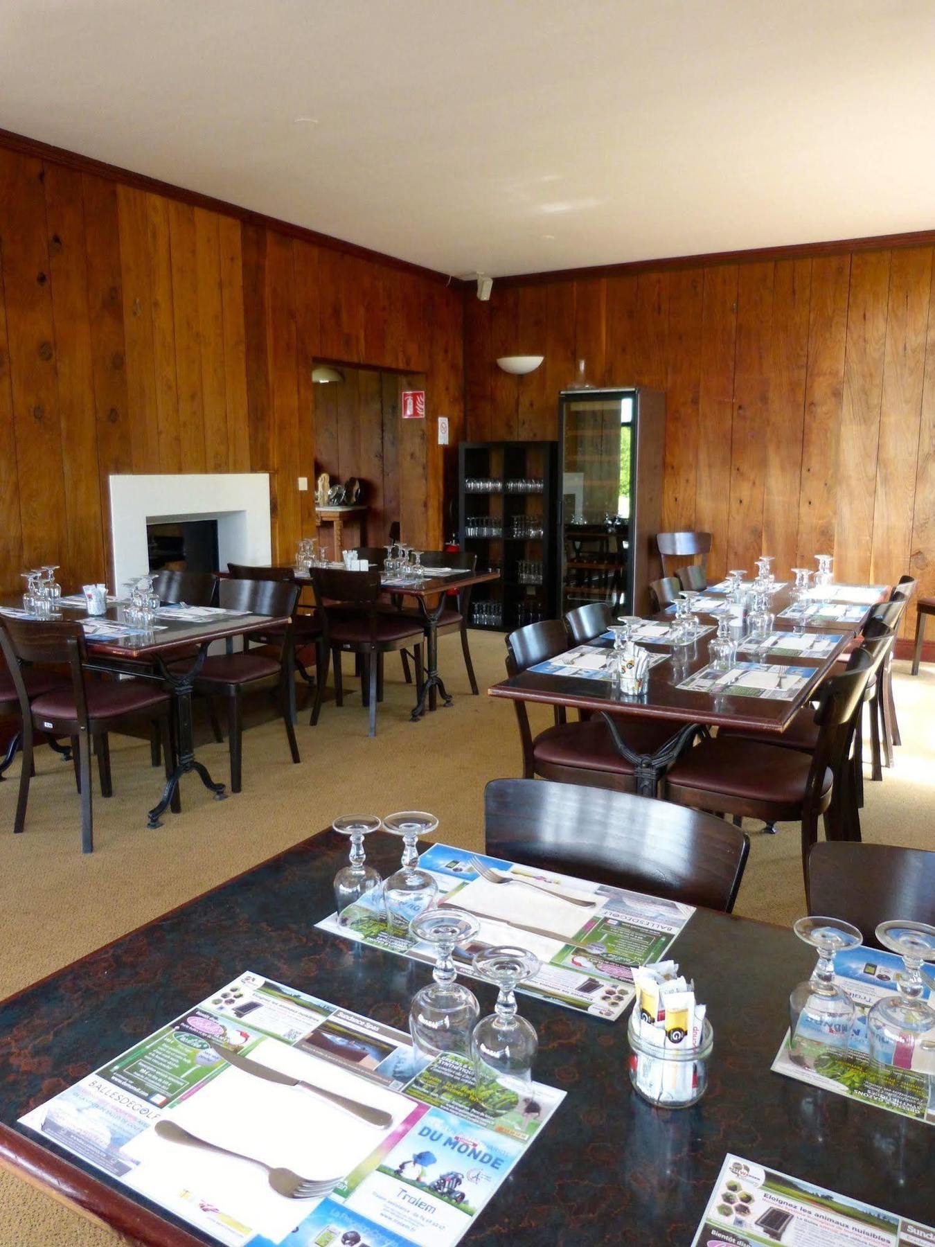 Anjou Golf And Country Club Hotel Champigné Екстериор снимка